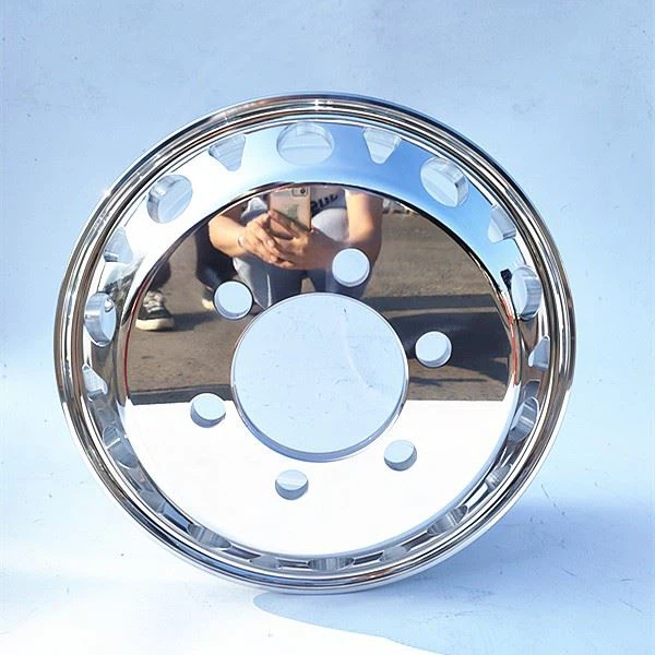 19.5 Polished Aluminum Truck Wheels